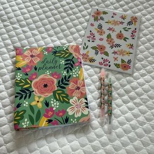 NEW! Daily Planner/Stickers/Pens